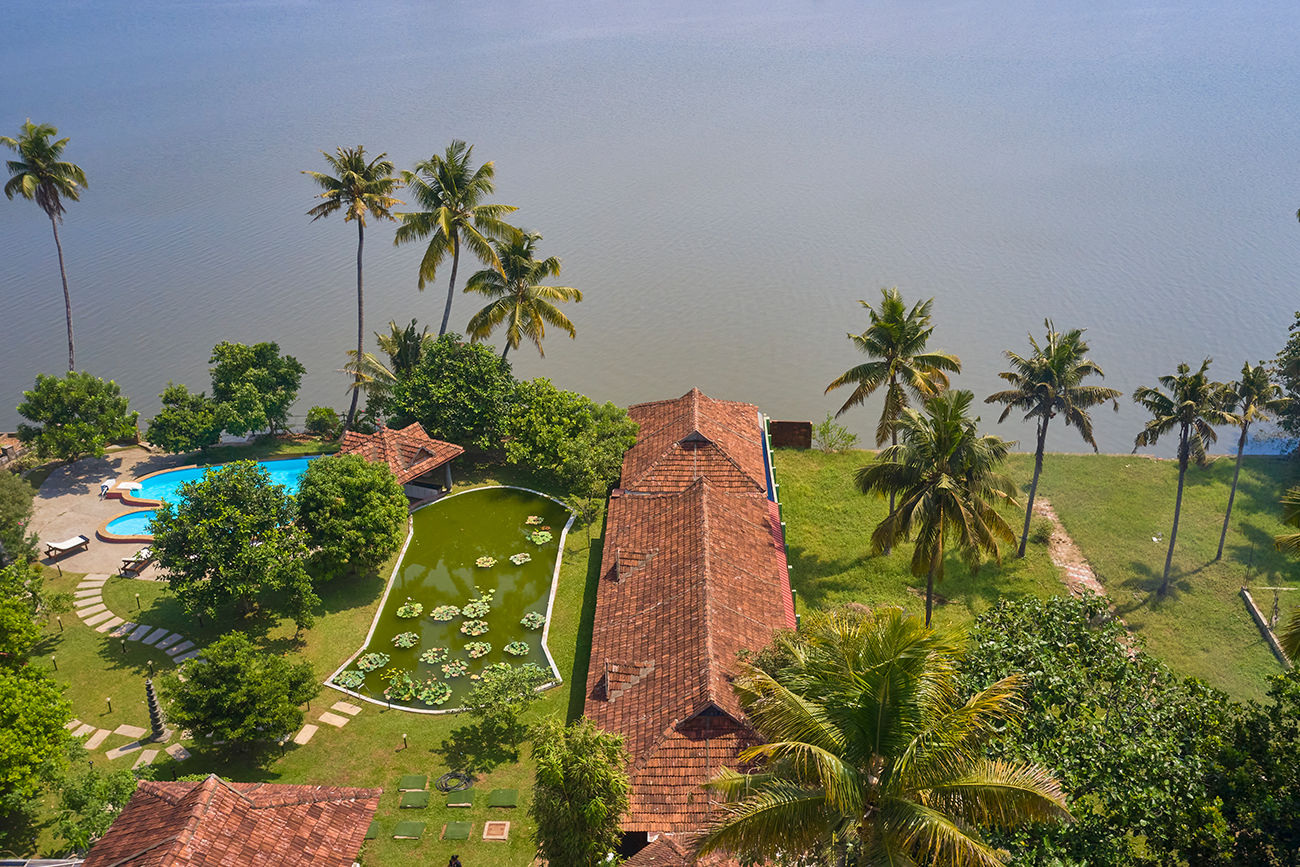 cherai beach resort for couples